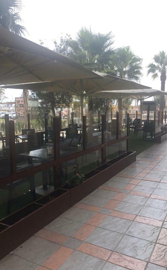 Hotel Apartamento Pyr Fuengirola Private Sunny Pool Side Экстерьер фото